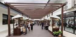 Kensington Park Road (D19), Retail #624472281